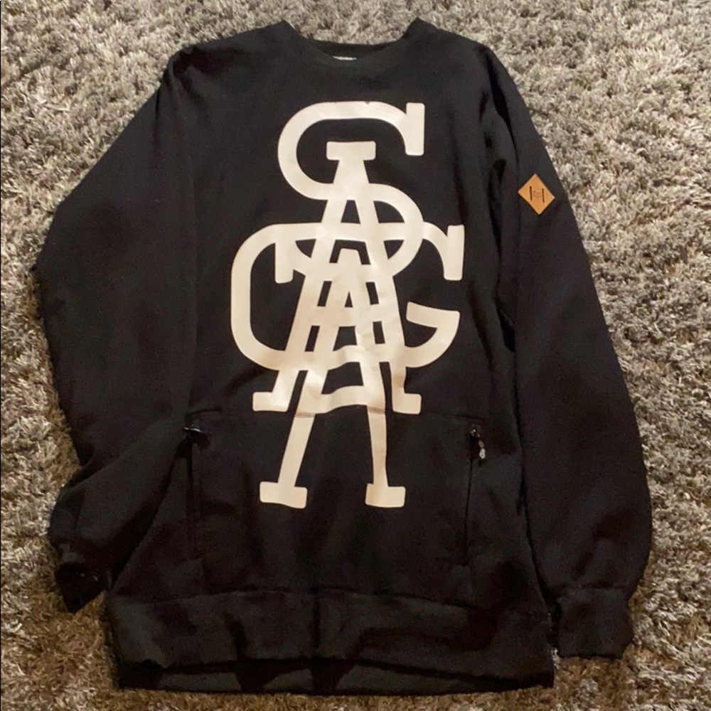 Saga Outerwear Crew Neck